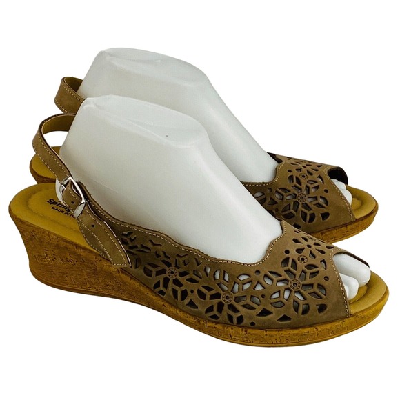 Womens 42 US 10.5-11 Spring Step Wedge Heel Sandals Tan Leather Floral Cutout - Picture 1 of 8